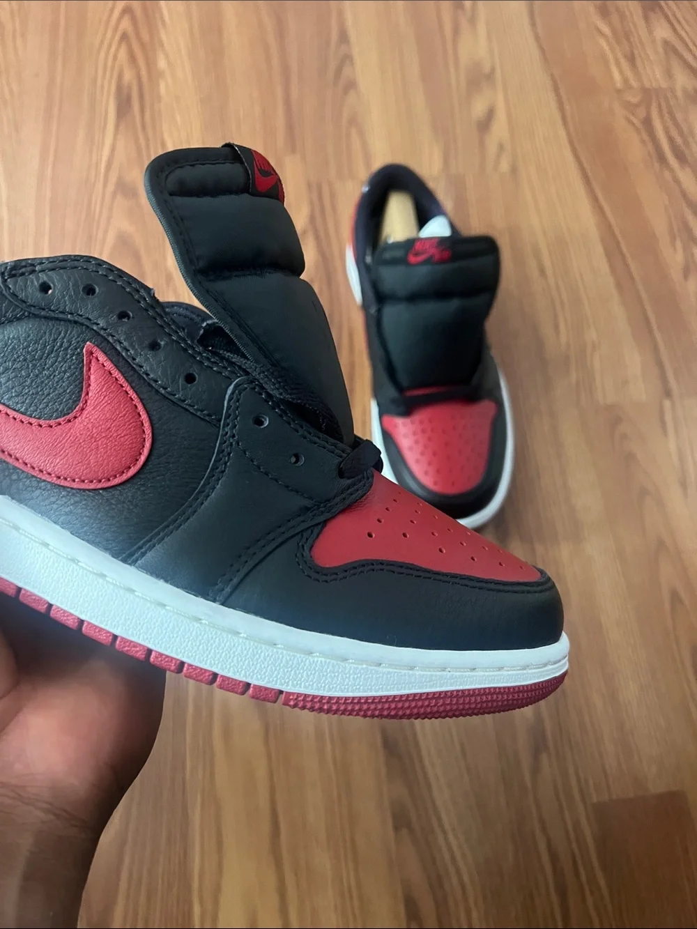Air Jordan 1  Retro Low OG Banned (11.5)